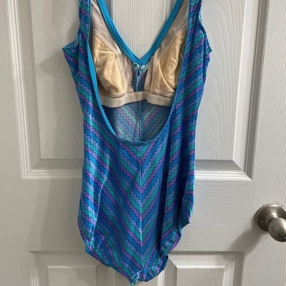 Vintage One Piece Swimsuit with Belt Size 12 E Stewart🩱 - Picture 3 of 7